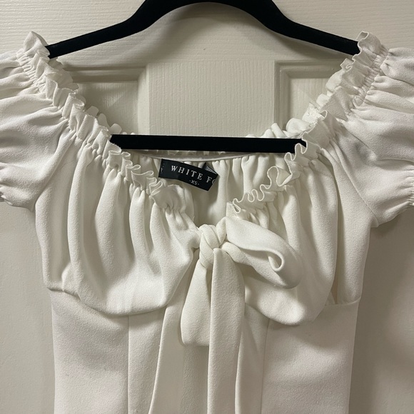 White Fox off the shoulder bodysuit - Picture 2 of 3